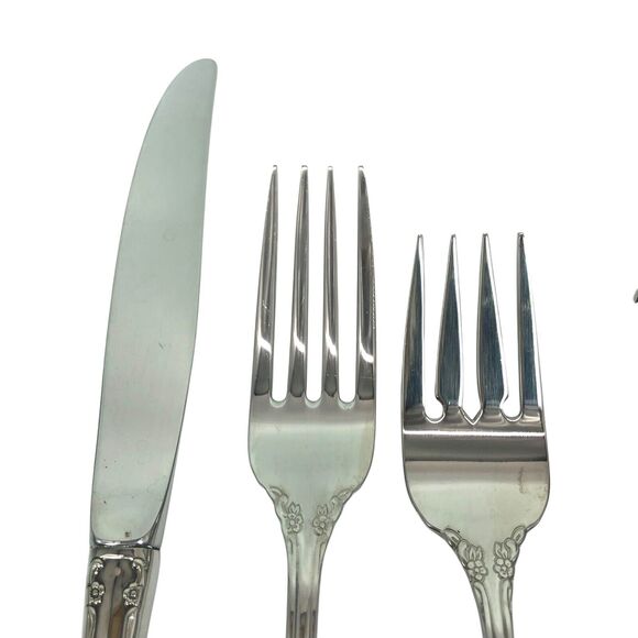 Oneida DOVER Stainless Flatware Set 5 pc Salad Dinner Fork Teaspoon Soup Spoon D - Picture 2 of 13